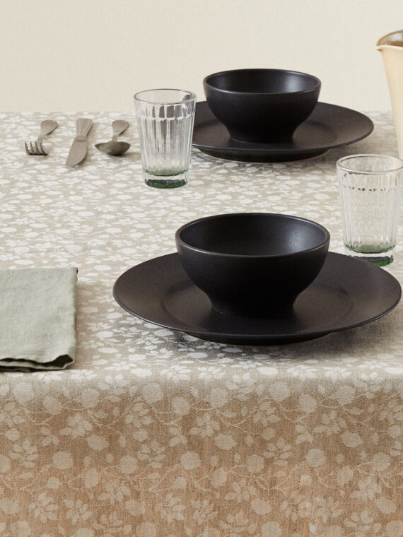 Vintage Floral Print Tablecloth